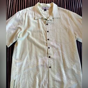 100% Silk Tommy Bahama Floral Button Down Short Sleeve  Shirt